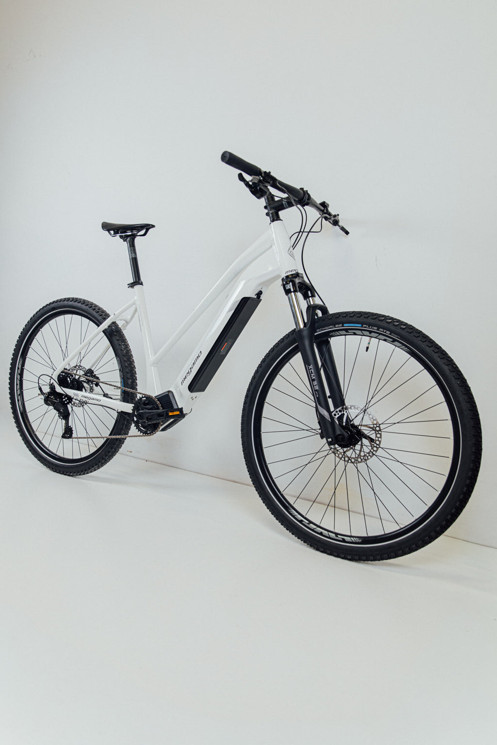 Megamo Ridon Low 630W